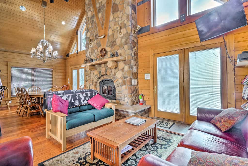 Deck & Dry Sauna! Fairplay 'High Creek Hideaway'