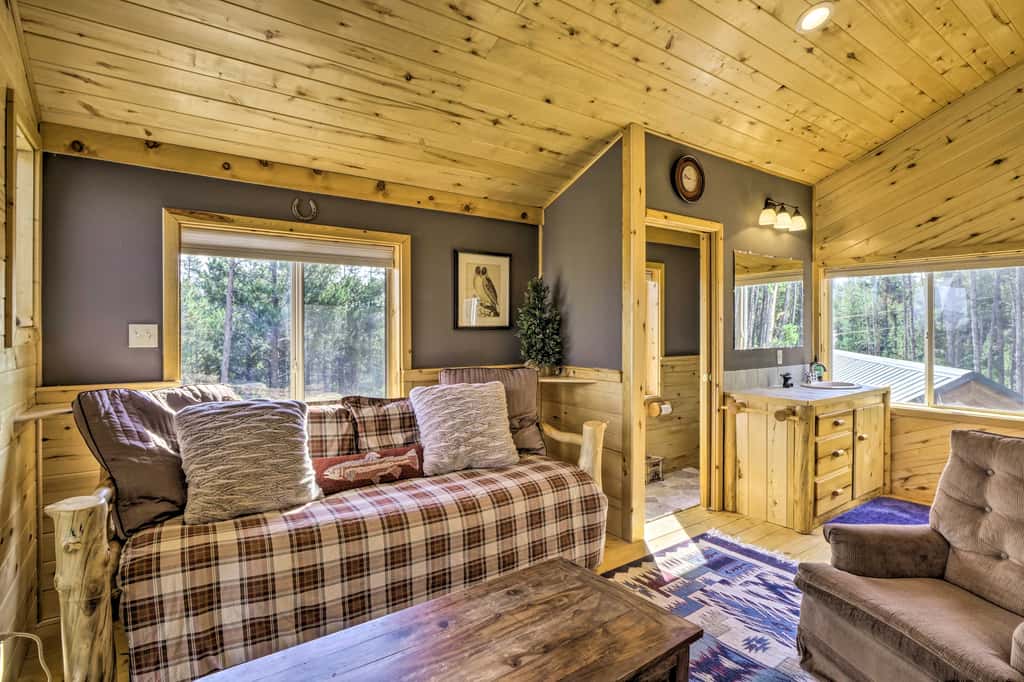 Secluded Fairplay Home w/ Hot Tub & Mountain Views