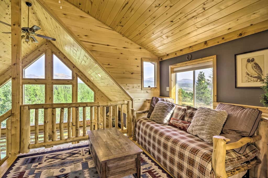 Secluded Fairplay Home w/ Hot Tub & Mountain Views