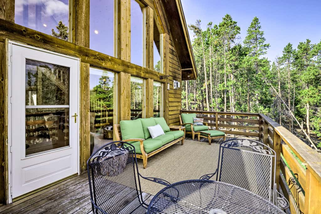 Secluded Fairplay Home w/ Hot Tub & Mountain Views