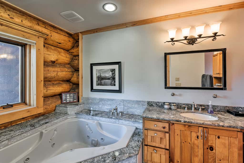 22STR-00019 Fairplay High Country Lodge w/ Hot Tub