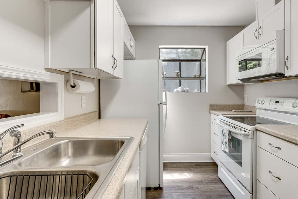 Charming Tallahassee Townhouse ~ 3 Mi to FSU!
