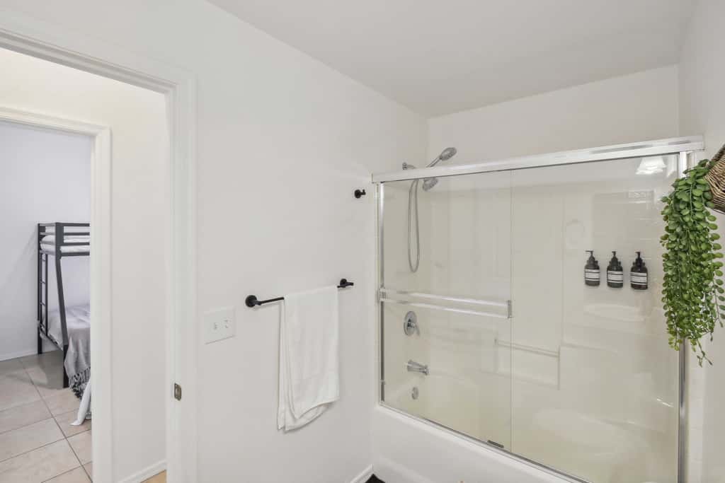 1 Mi to Lake: Airy Home w/ Patio in Lake Havasu!