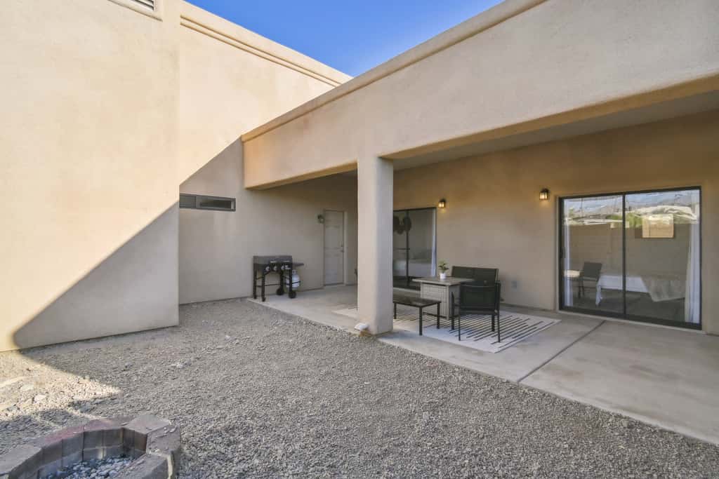 1 Mi to Lake: Airy Home w/ Patio in Lake Havasu!