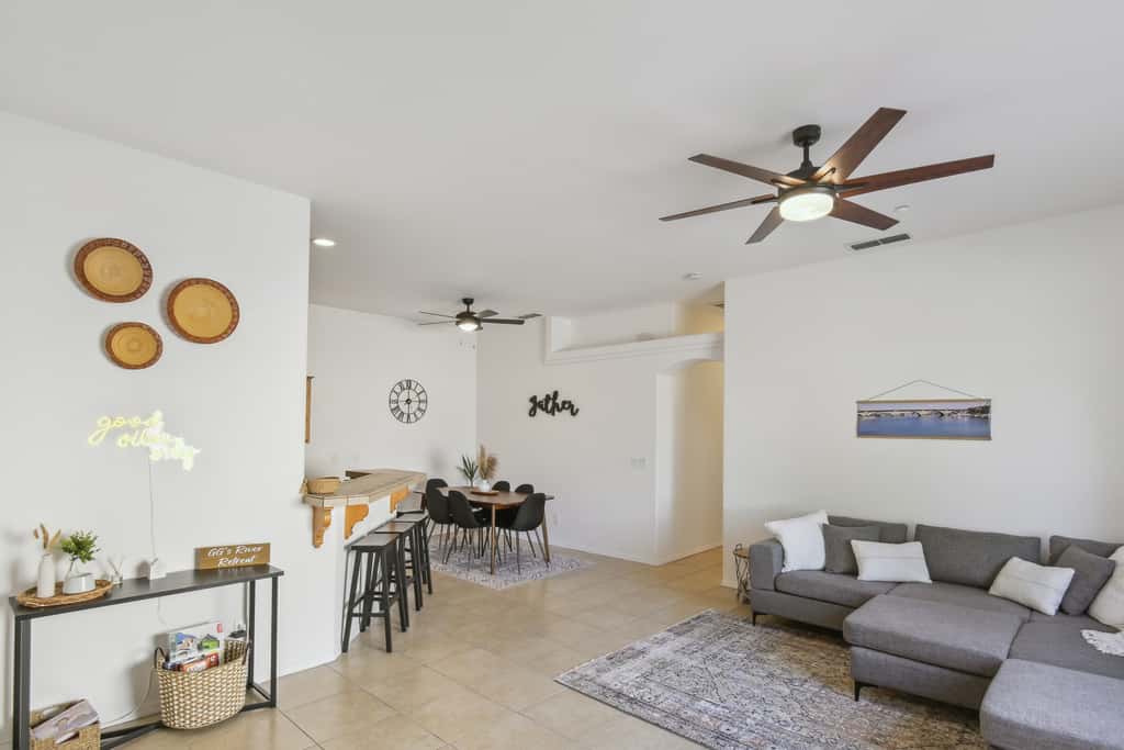 1 Mi to Lake: Airy Home w/ Patio in Lake Havasu!