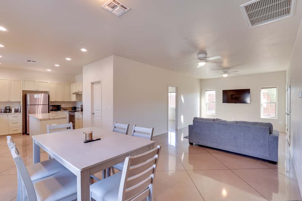 Desert Escape Near Lake Havasu & London Bridge!