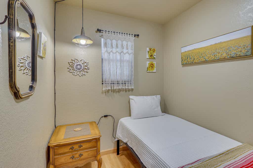 Quiet Home w/ Spacious Yard in Lake Havasu City