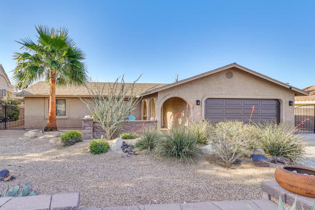 Quiet Home w/ Spacious Yard in Lake Havasu City