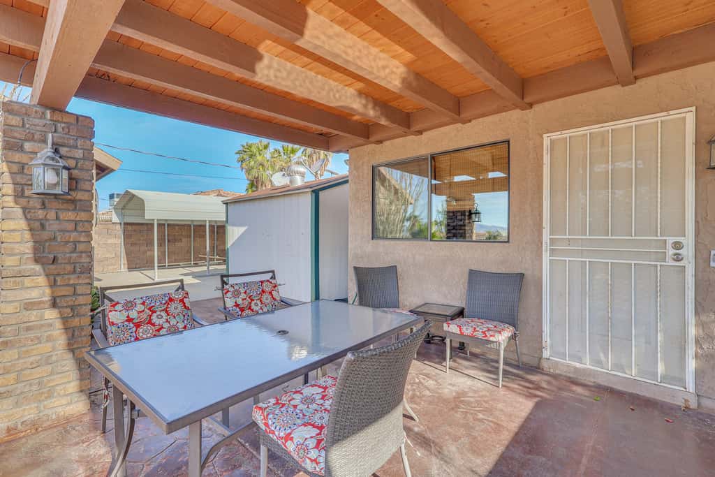 Quiet Home w/ Spacious Yard in Lake Havasu City