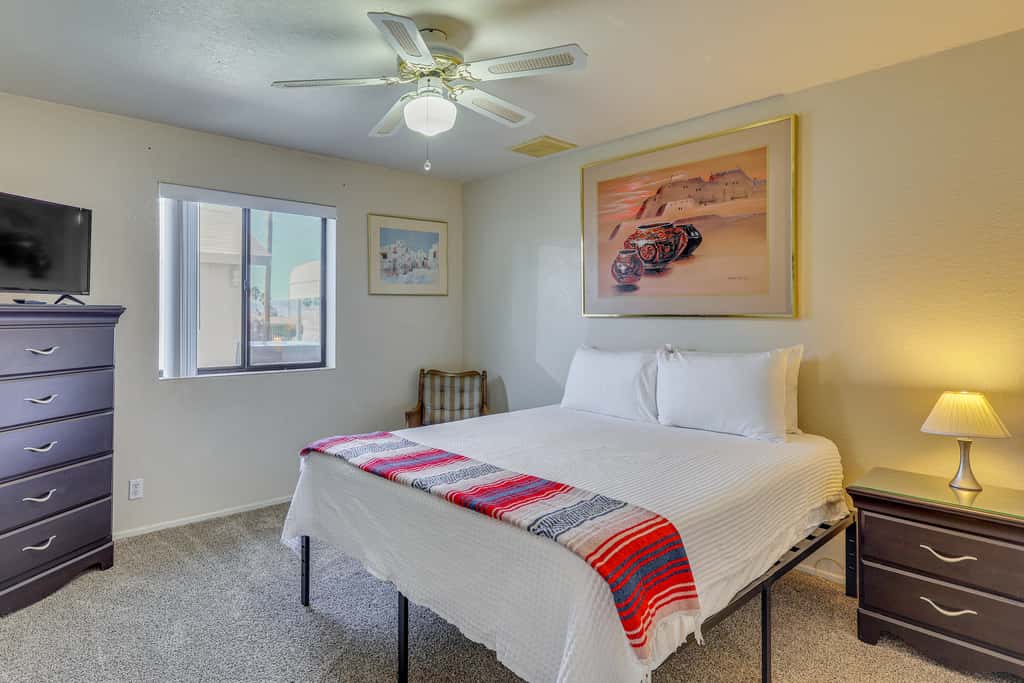 Quiet Home w/ Spacious Yard in Lake Havasu City