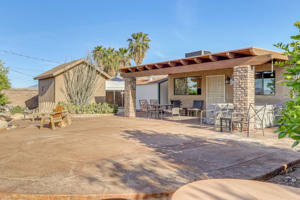 Quiet Home w/ Spacious Yard in Lake Havasu City