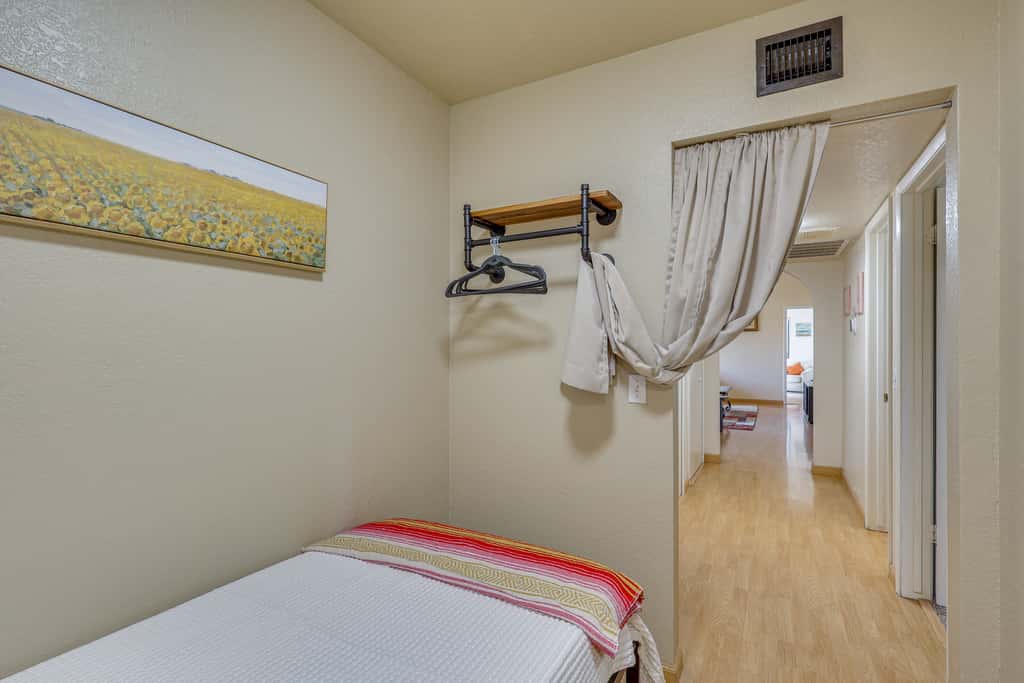 Quiet Home w/ Spacious Yard in Lake Havasu City