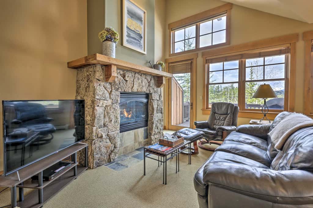3 Mi to Keystone Resort: Condo w/ Mountain View