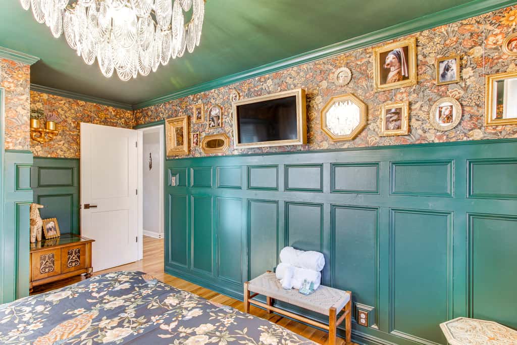 2 Mi to Historic Horse District: Dog-Friendly Home