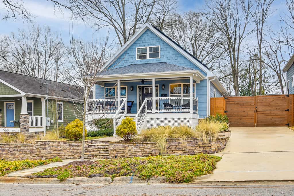 2 Mi to Duke & Dtwn Durham: Modern Home w/ Patio!