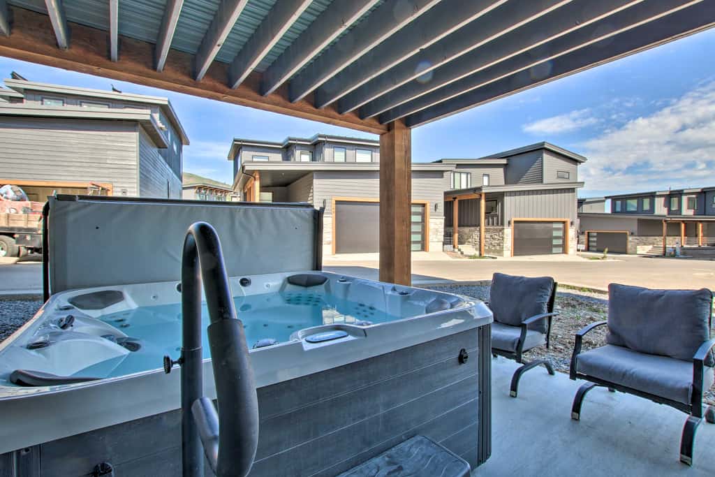 Newly-Built Lakeside Gem w/ Community Perks!