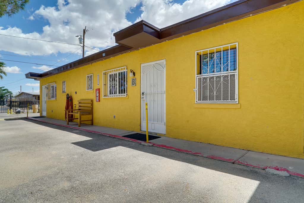 Pet-Friendly El Paso Apt by Hospital & Zoo