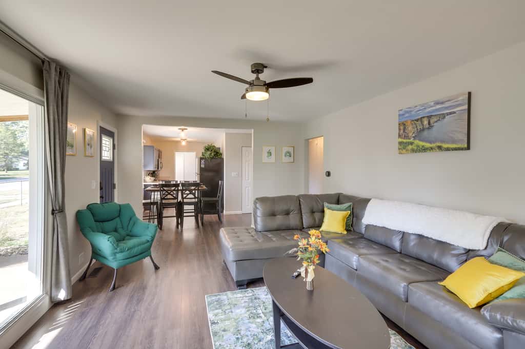 Lovely South Bend Home ~ 3 Mi to Dtwn & Notre Dame