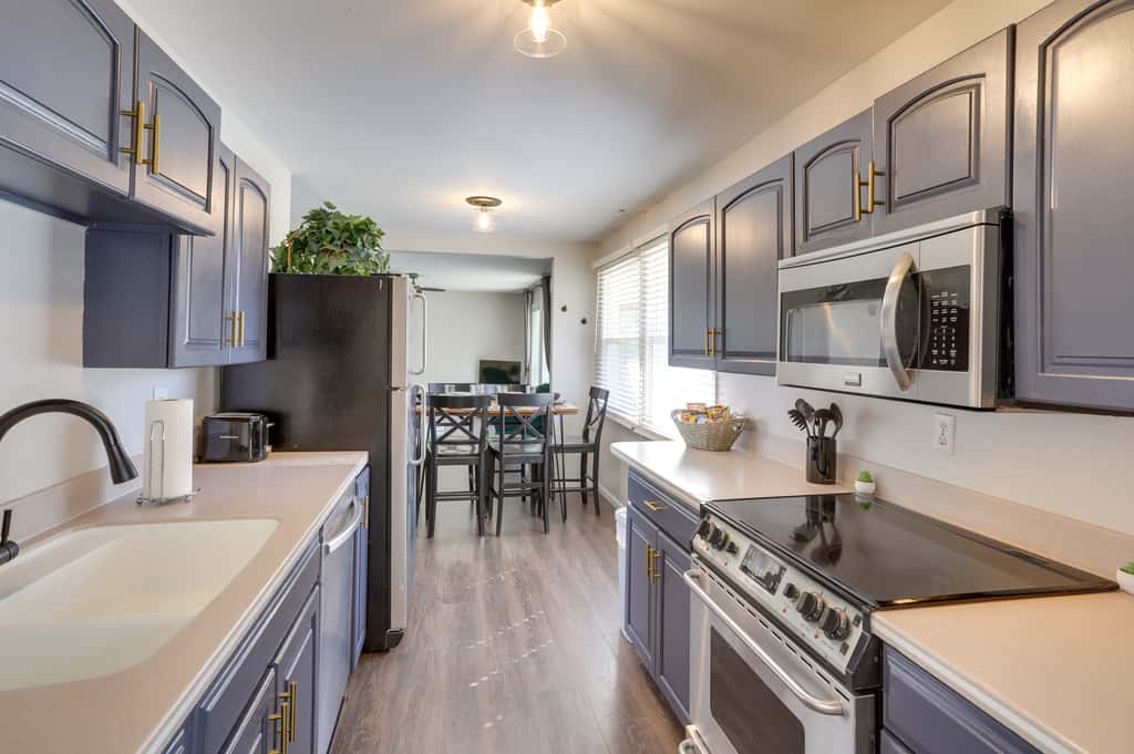 Lovely South Bend Home ~ 3 Mi to Dtwn & Notre Dame