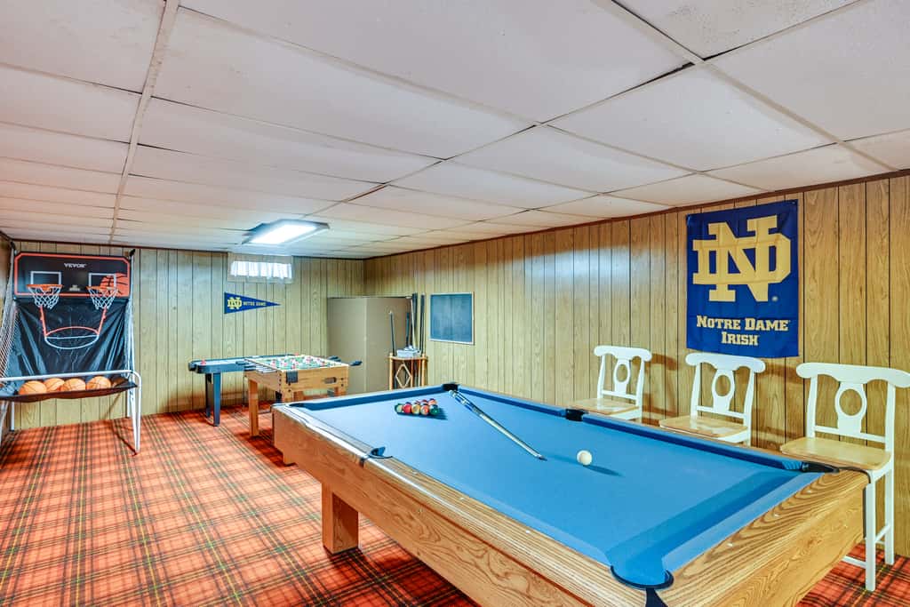 10-Speaker Movie Room for Notre Dame Weekends