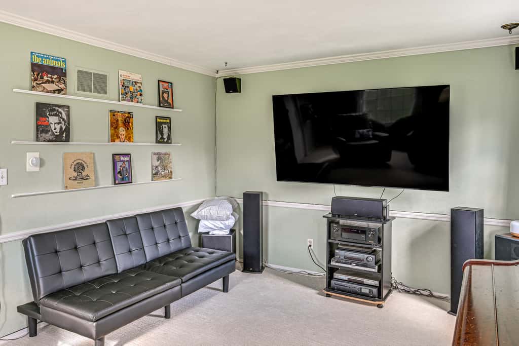 10-Speaker Movie Room for Notre Dame Weekends