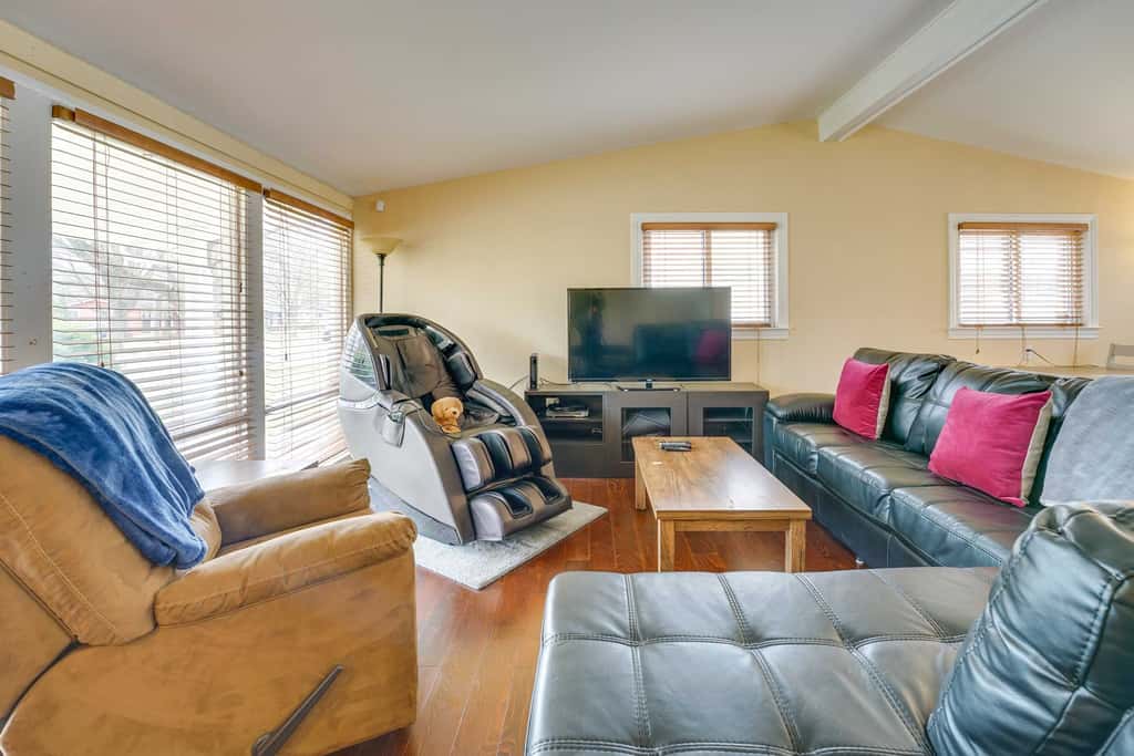 Spacious Ann Arbor Getaway near Stadium