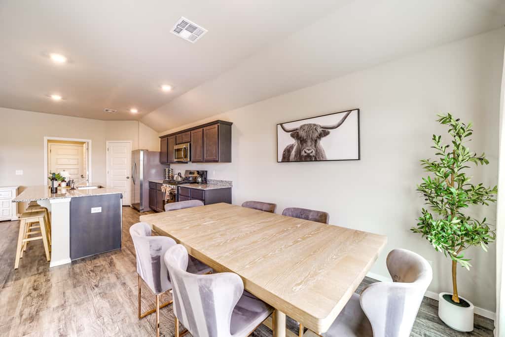 14 Mi to Tulsa: Home w/ Patio in Broken Arrow