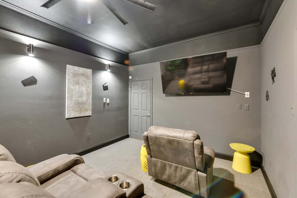 Stunning Baton Rouge Home w/ Pool: Near LSU!