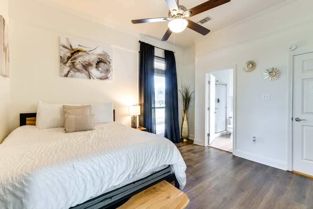 Stunning Baton Rouge Home w/ Pool: Near LSU!