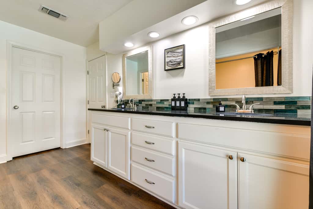 Stunning Baton Rouge Home w/ Pool: Near LSU!