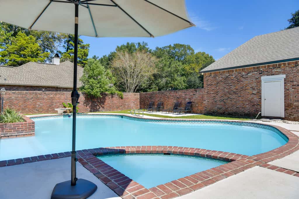 Stunning Baton Rouge Home w/ Pool: Near LSU!