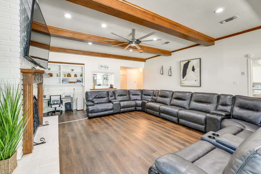 Stunning Baton Rouge Home w/ Pool: Near LSU!