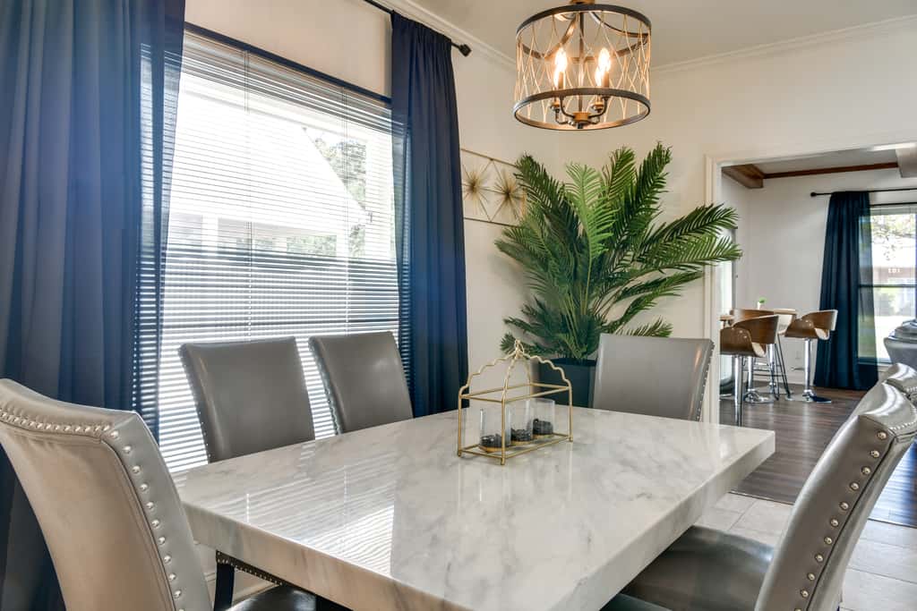 Stunning Baton Rouge Home w/ Pool: Near LSU!