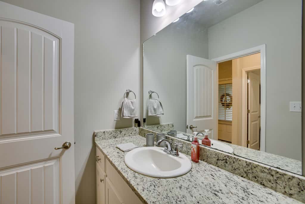 Baton Rouge Vacation Rental: 5 Mi to LSU!