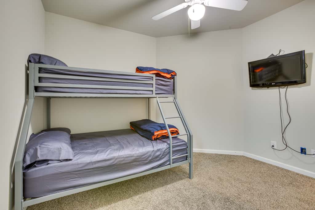 Baton Rouge Vacation Rental: 5 Mi to LSU!