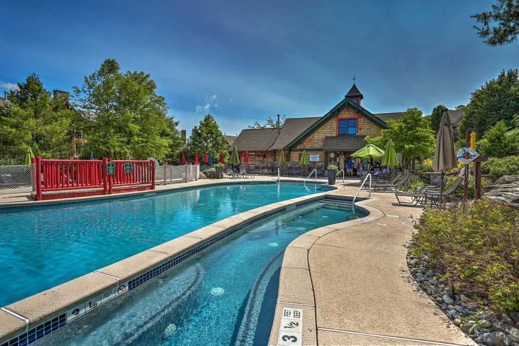 Mountain Creek Resort Home - Hot Tub & Pool Access