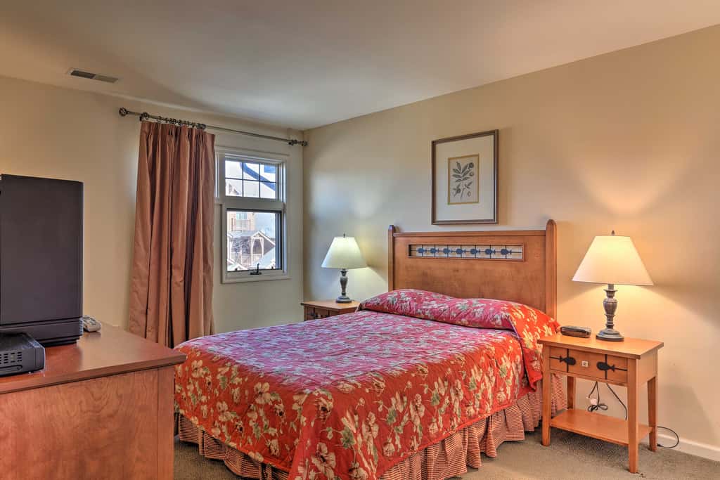 Mountain Creek Resort Home - Hot Tub & Pool Access