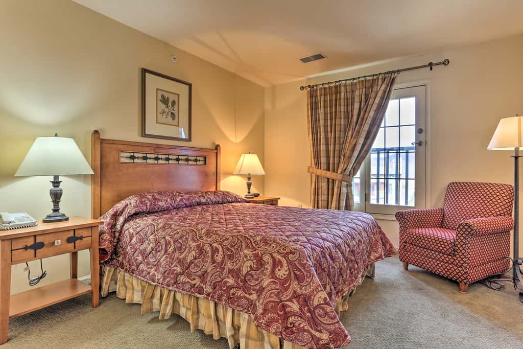 Mountain Creek Resort Home - Hot Tub & Pool Access