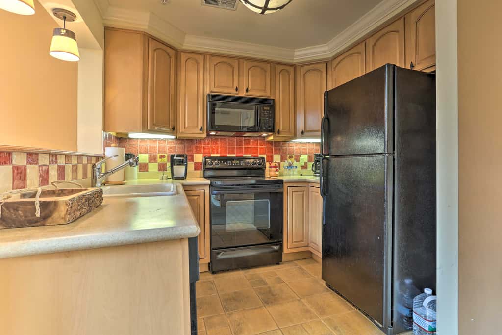 Mountain Creek Resort Home - Hot Tub & Pool Access
