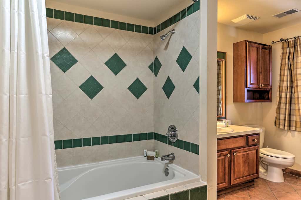 Mountain Creek Resort Home - Hot Tub & Pool Access