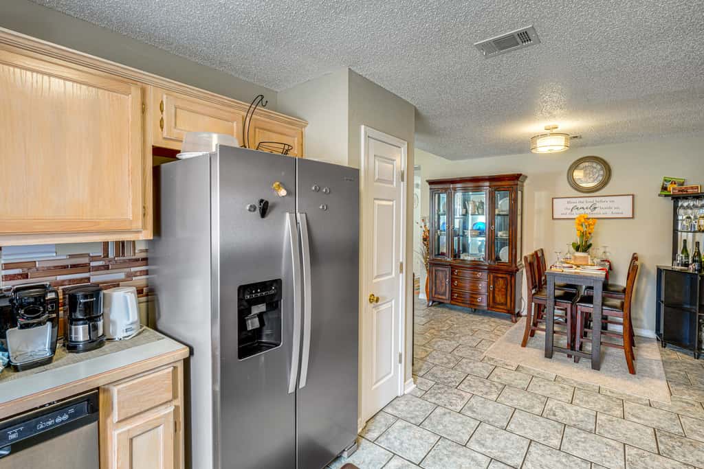 1 Mi to Gulf & Close to Casinos! Quiet Biloxi Home