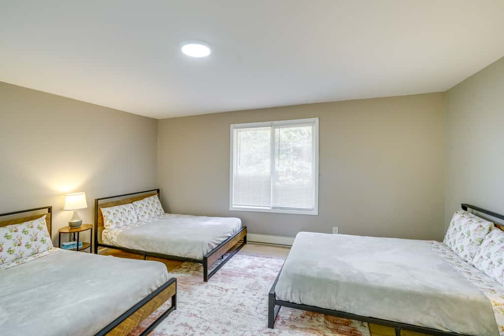 Relaxing Catskills Apt < 3 Mi to Windham Mountain!