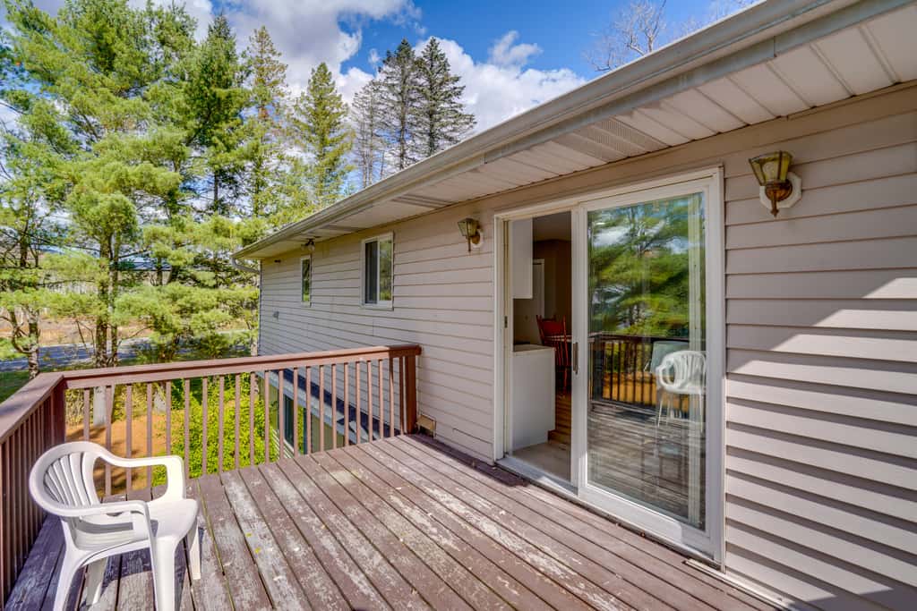 Relaxing Catskills Apt < 3 Mi to Windham Mountain!
