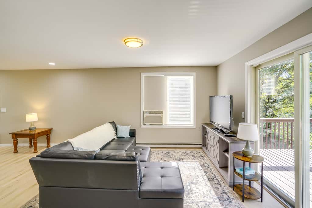 Relaxing Catskills Apt < 3 Mi to Windham Mountain!