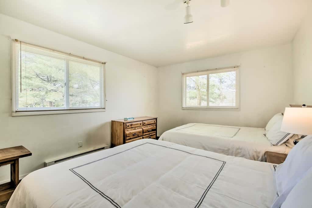 Spacious Apt w/ Yard: 3 Mi to Windham Mountain