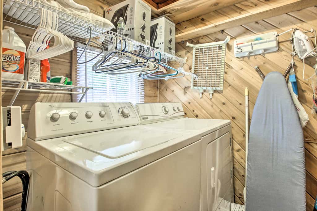 Spacious Apt w/ Yard: 3 Mi to Windham Mountain