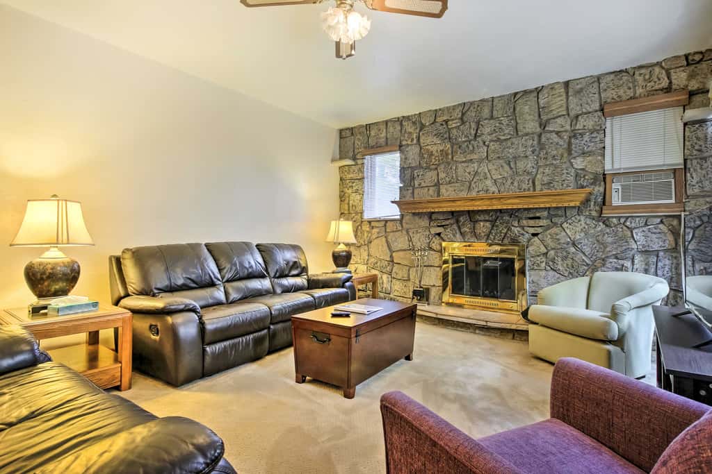 Spacious Apt w/ Yard: 3 Mi to Windham Mountain