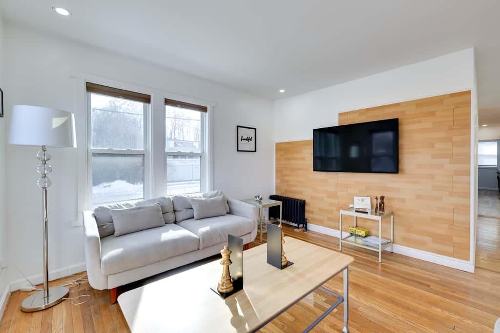 Walk to Roger Williams Park: Apt in Providence!