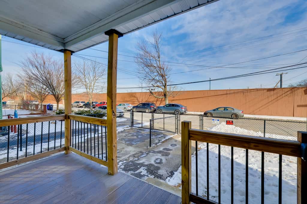 Walk to Roger Williams Park: Apt in Providence!