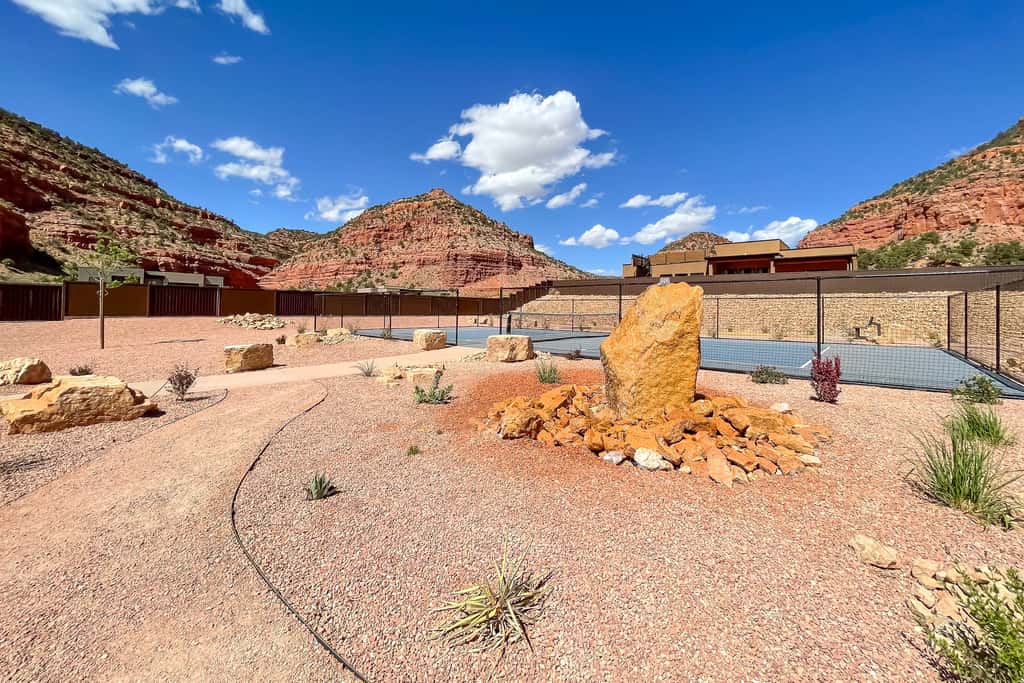 Day Trip to Zion: Home w/ Fire Pit & Pool Access